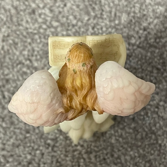 Two Seraphim Classics Angels - Gloria Angel & Melody “Heaven’s Song” - Picture 9 of 10